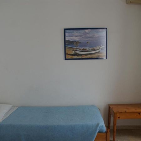 Hotel Eleftheria Parikia  Bagian luar foto