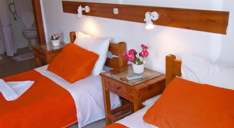 Hotel Eleftheria Parikia  Bagian luar foto