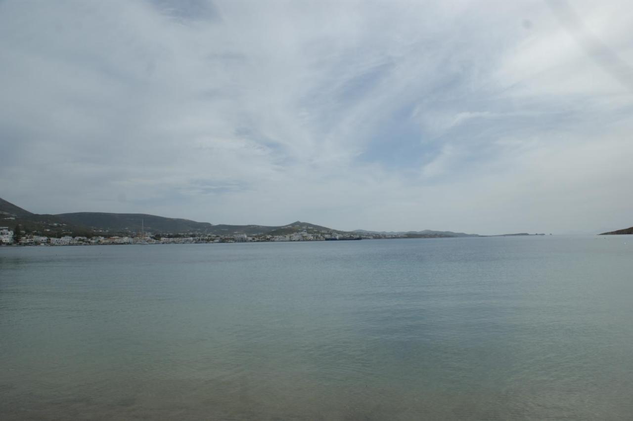 Hotel Eleftheria Parikia  Bagian luar foto