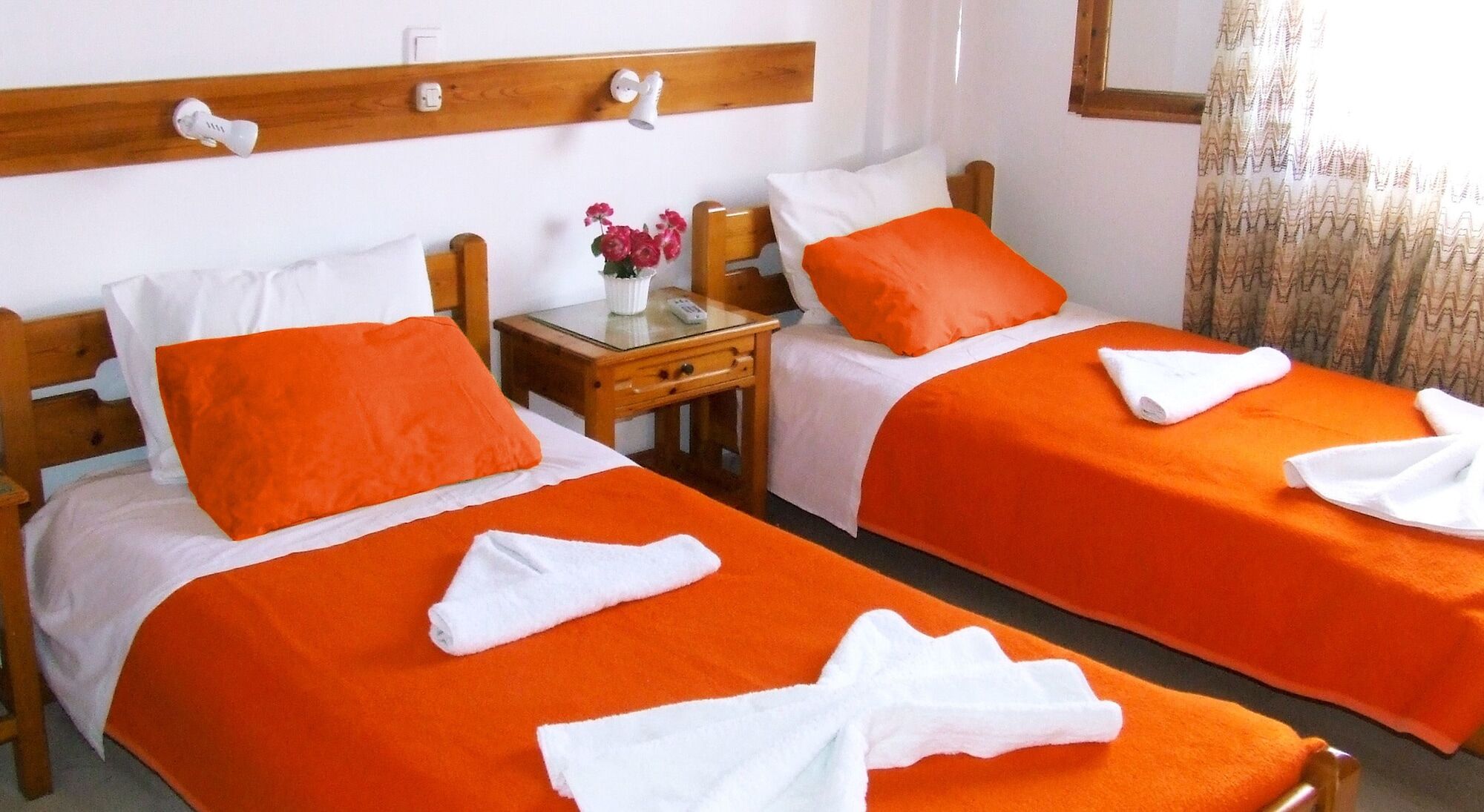 Hotel Eleftheria Parikia  Bagian luar foto